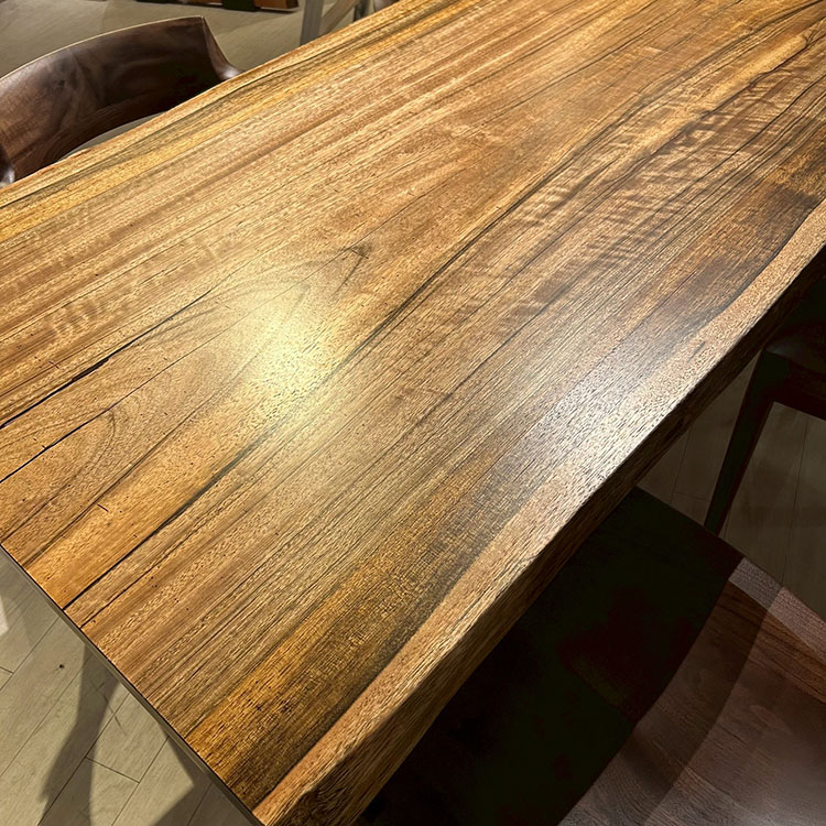 一枚板　パプアニューギニアウォールナット　249-32　(W180cm)