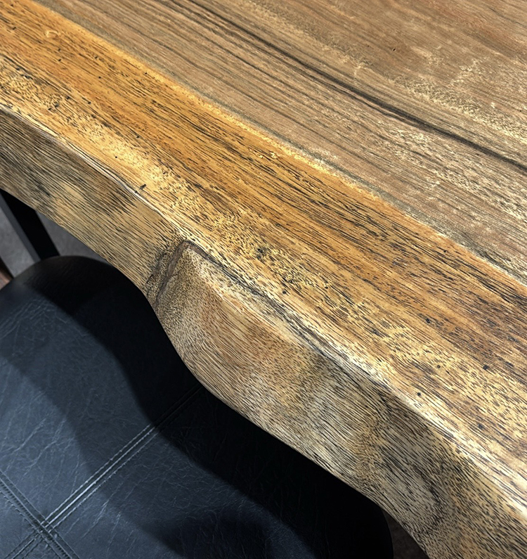 一枚板　パプアニューギニアウォールナット(杢)　250-12-2　(W160cm)