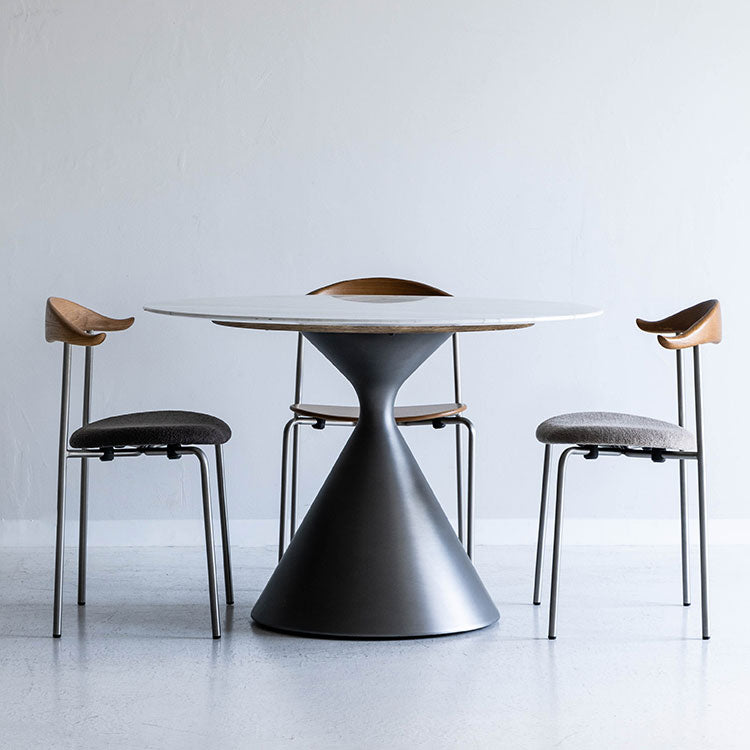 ビクタ ダイニングテーブル