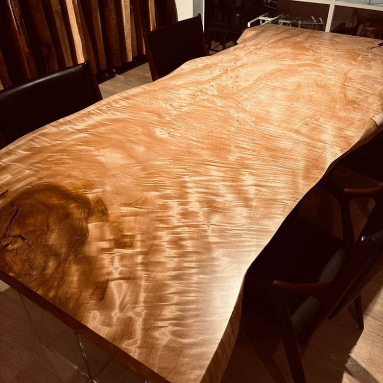 【SOLD OUT】一枚板　トチ / 栃(杢)　1025-12　(W220cm)