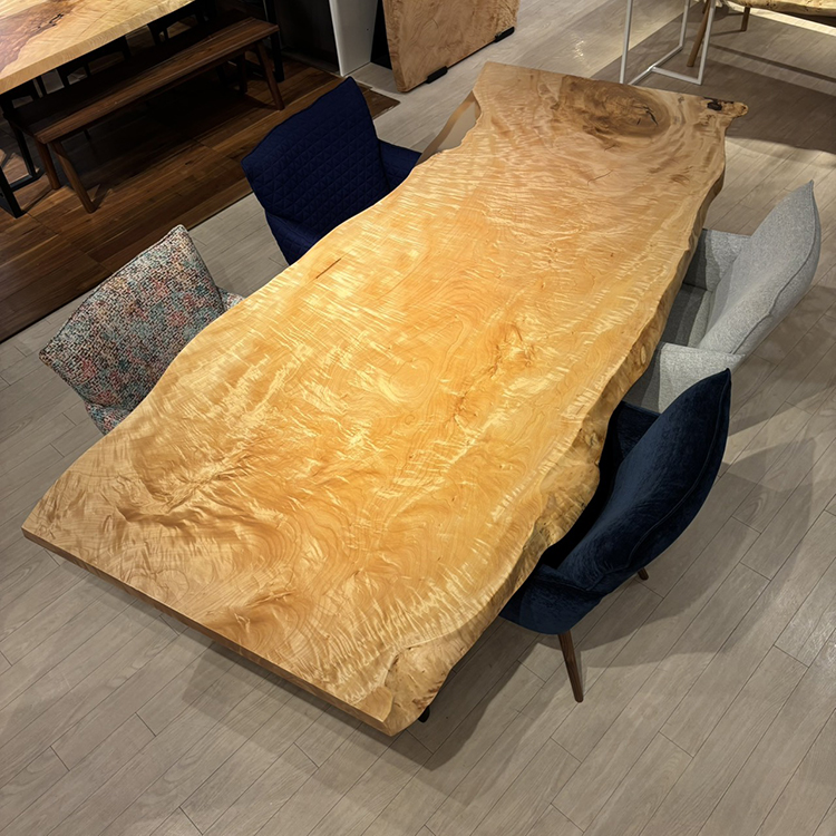 一枚板　トチ / 栃(杢)　1025-13　(W240cm)