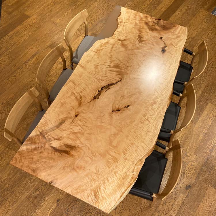 【SOLD 0UT】一枚板　トチ / 栃(杢)　1025-15　(W220cm)