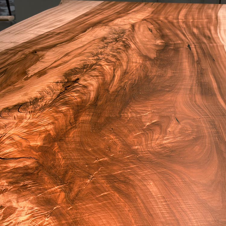 一枚板　トチ / 栃　838-8　(W210cm)