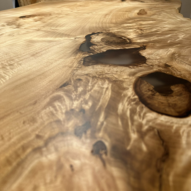 一枚板　ポプラ(杢)　720-3　(W240cm)