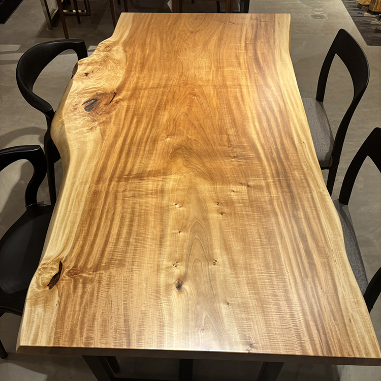 一枚板　トチ / 栃(杢)　523-27　(W160cm)