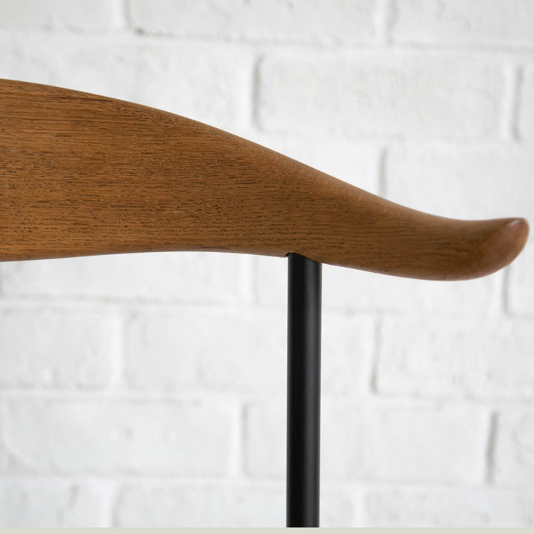 ラウル ダイニングチェア ブラック脚