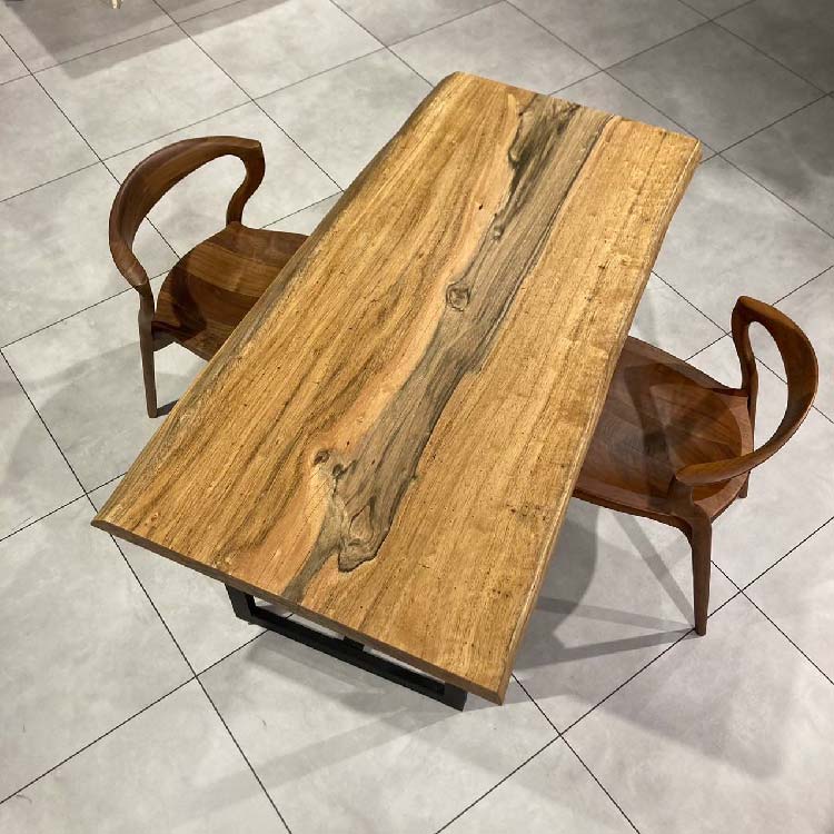 一枚板　パプアニューギニアウォールナット(杢)　248-37-2　(W150cm)　ローテーブル