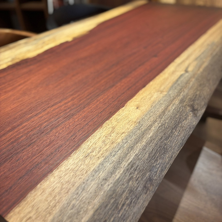 一枚板　パドック(杢)　302-15-1　(W140cm)　ローテーブル