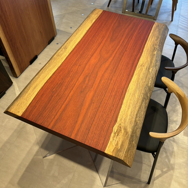 【SOLD OUT】一枚板　パドック(杢)　302-15-4　(W140cm)　ローテーブル