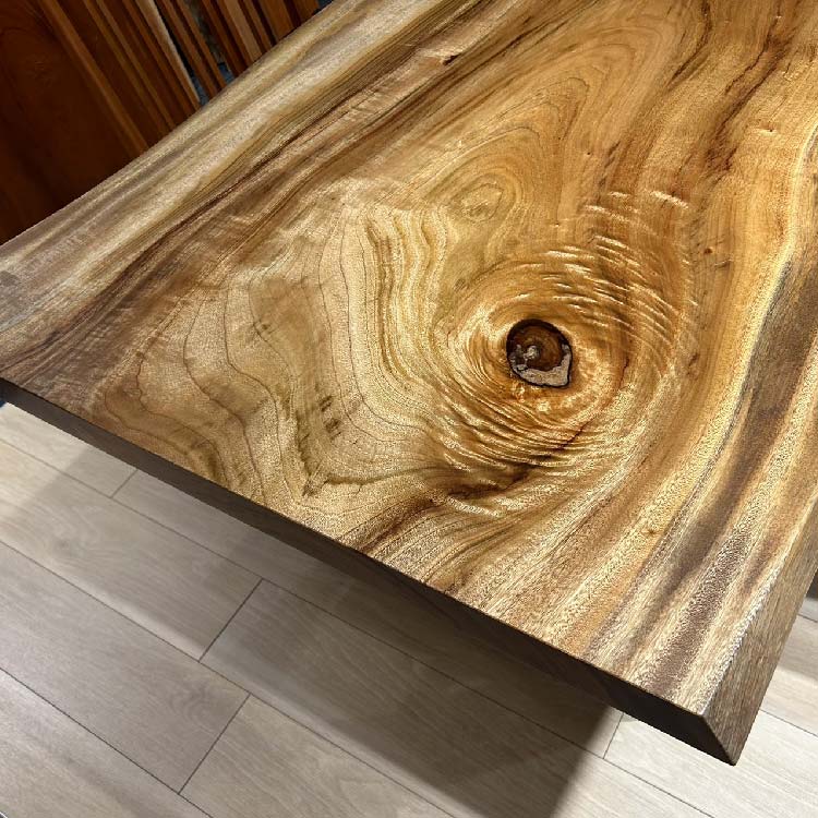 【SOLD OUT】一枚板　クス / 楠　2239-12-2　(W200cm)　ダイニングテーブル