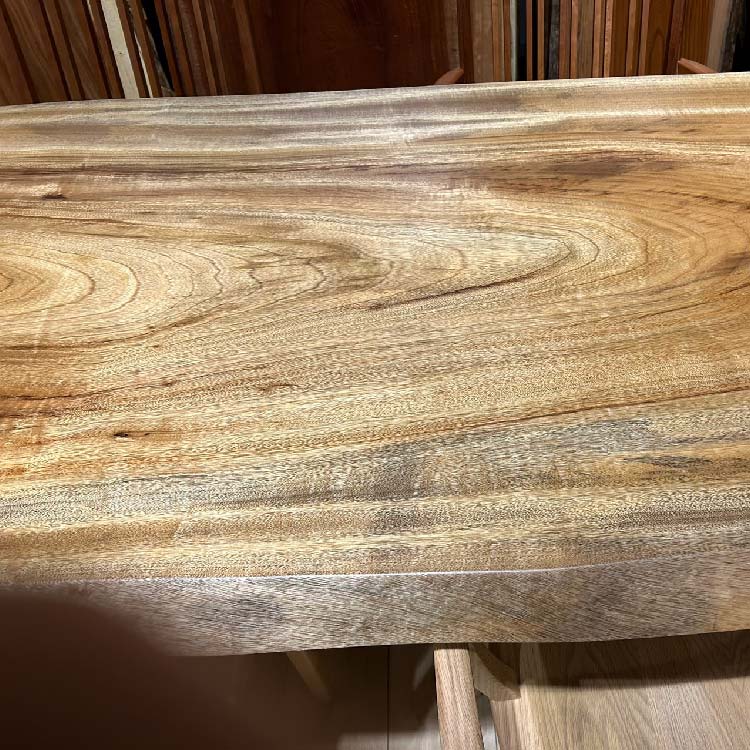 【SOLD OUT】一枚板　クス / 楠　2239-12-2　(W200cm)　ダイニングテーブル