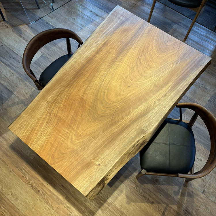 一枚板　タブ / 椨　46-6-3　(W130cm)