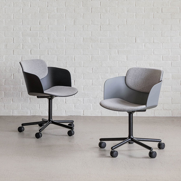 ピットデスクチェア