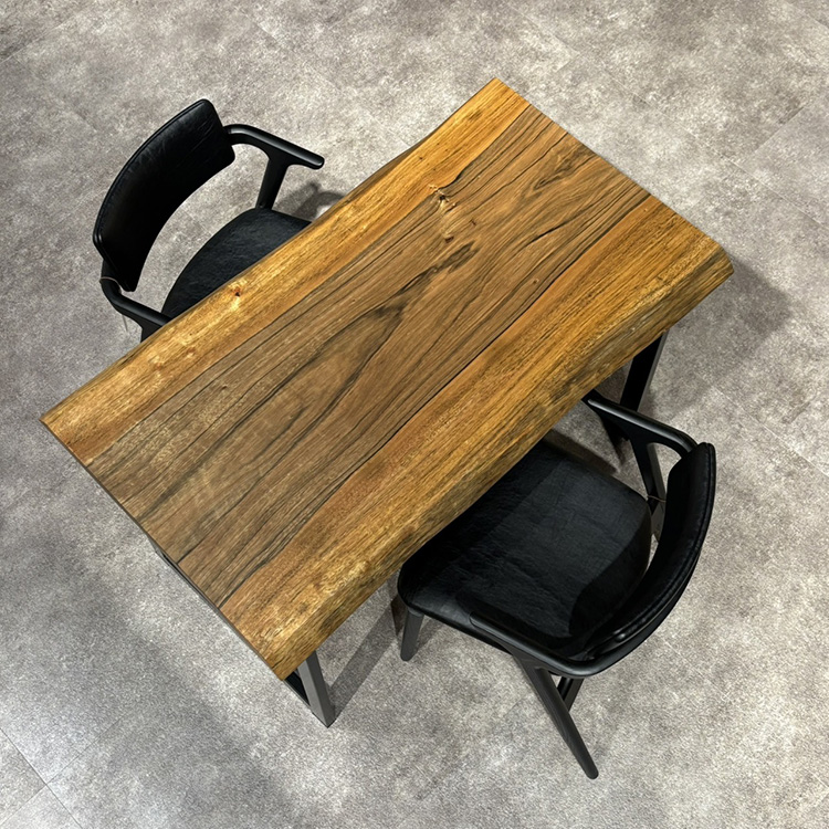 一枚板　パプアニューギニアウォールナット　248-54-3　(W120cm)