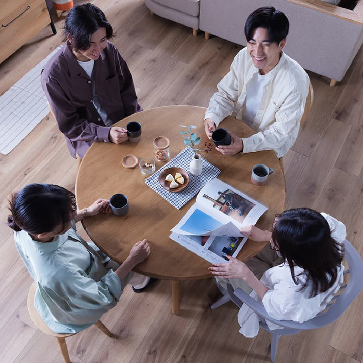 ロジー 円形 ダイニングテーブル