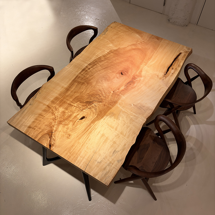 一枚板　トチ / 栃(杢)　K-HN-2112-1040　(W180cm)