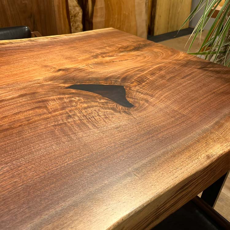【SOLD OUT】一枚板　ウォールナット(杢)　1922-7　(W160cm)
