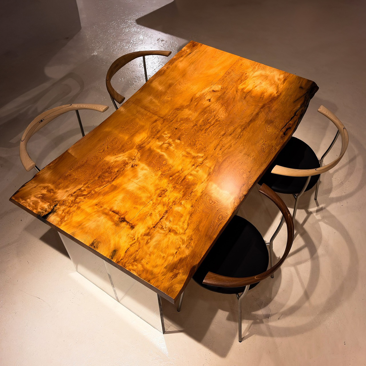 一枚板　ヤクスギ / 屋久杉(杢)　854-4　(W160cm)