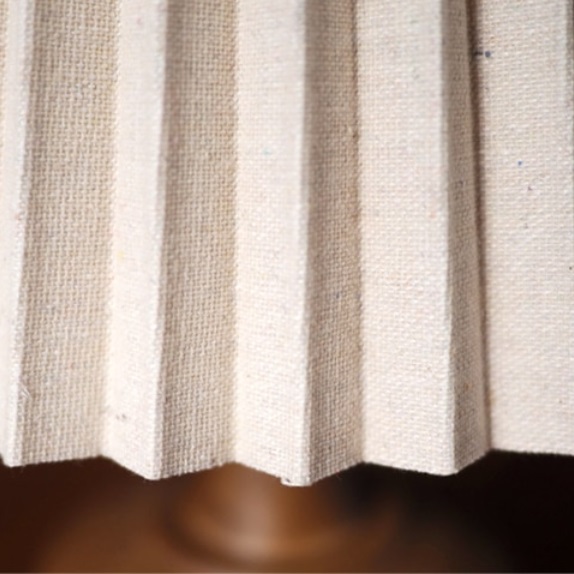 ペルナ テーブルランプ