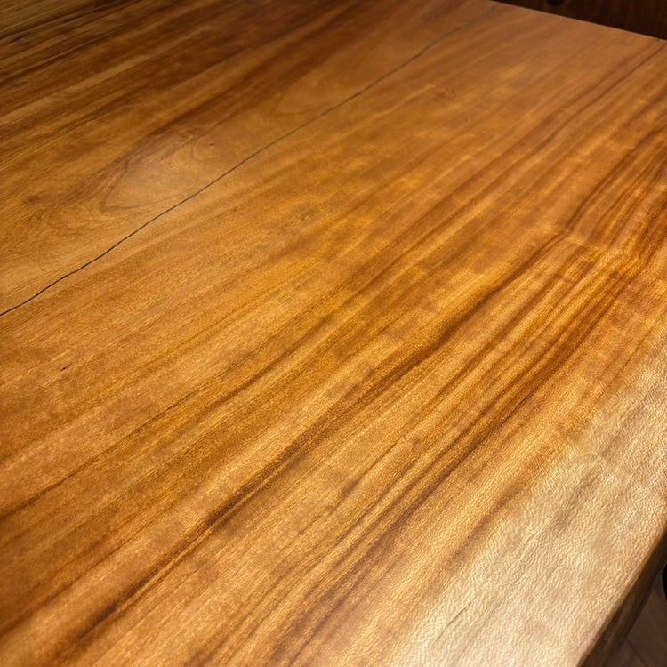 一枚板 サクラ / 桜(杢) K-GM-2203-396-2 (W145cm)