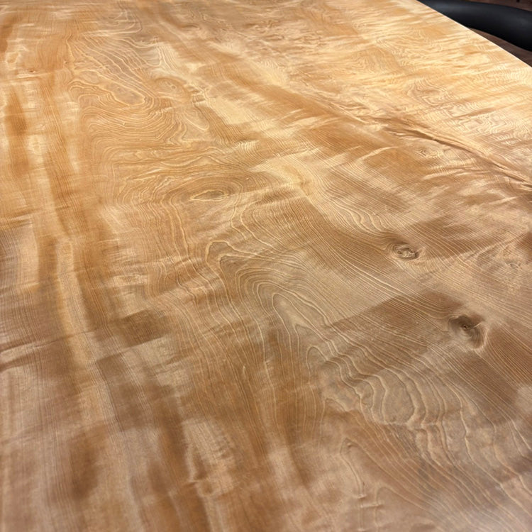 【SOLD OUT】一枚板　トチ / 栃(杢)　K-GM-2203-360-1　(W130cm)