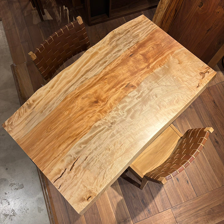 【SOLD OUT】一枚板　トチ / 栃(杢)　K-GM-2203-360-2　(W130cm)