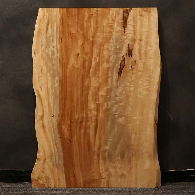 【SOLD OUT】一枚板　トチ / 栃(杢)　K-GM-2203-359-1　(W130cm)