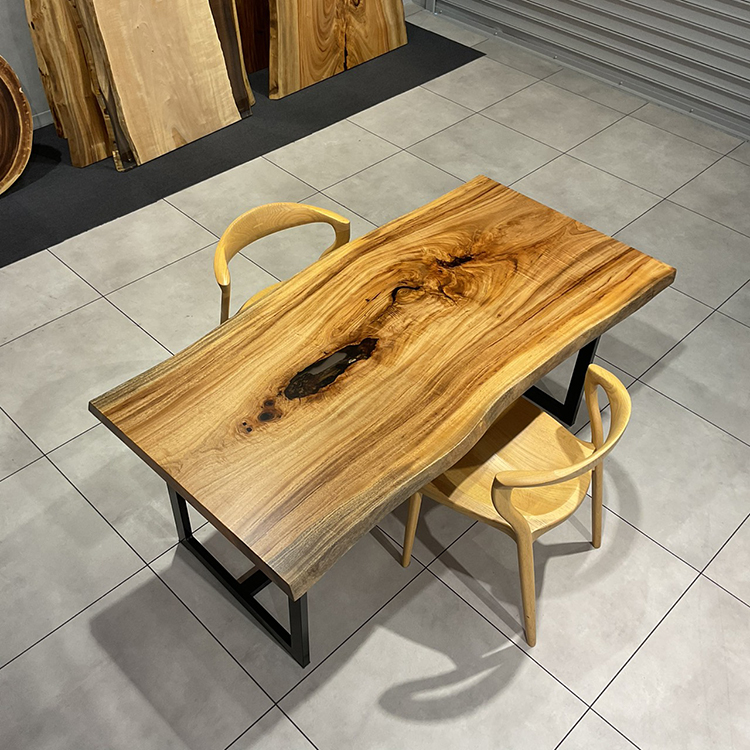 一枚板　クス / 楠　2120-6　(W160cm)