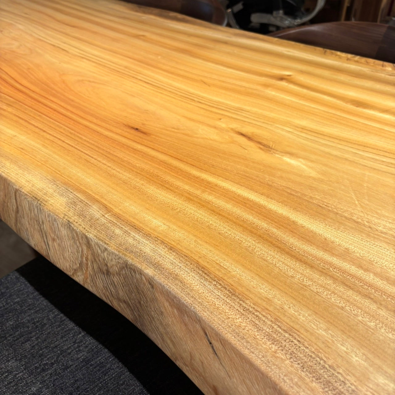 一枚板　クス / 楠(杢)　2334-4　(W160cm)