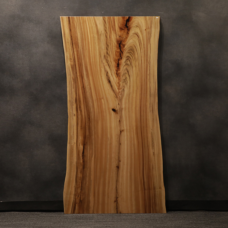 一枚板　クス / 楠　2316-7　(W180cm)