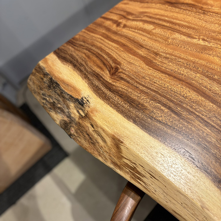 一枚板　モンキーポッド　300-10-1　(W220cm)