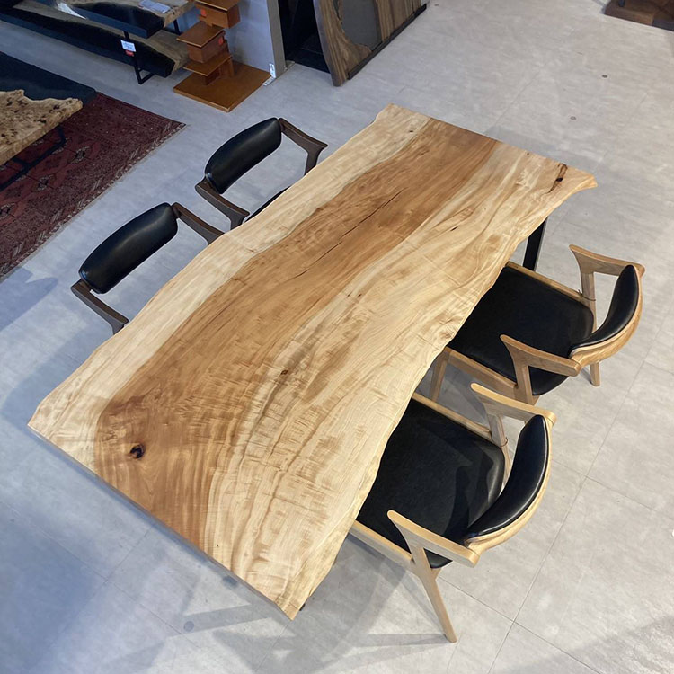 一枚板　トチ / 栃　K-GM-2201-1604　(W180cm)