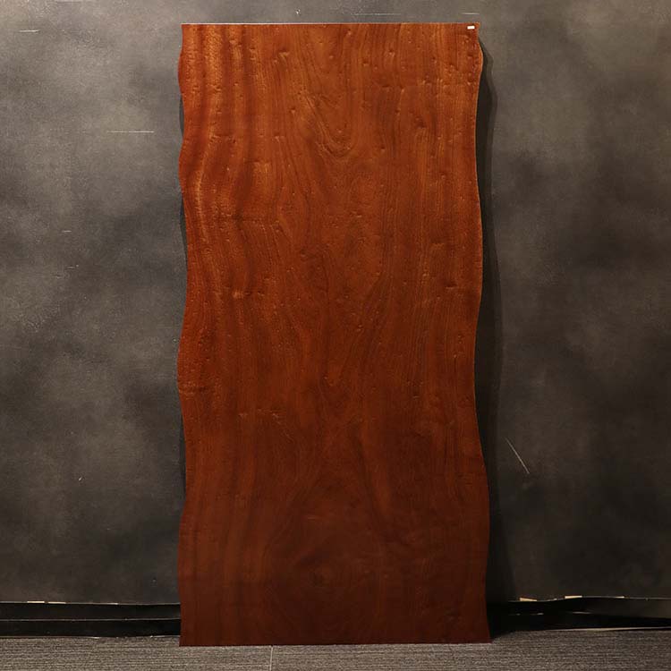 一枚板　サペリ(杢)　388-1/2-7-1　(W180cm)