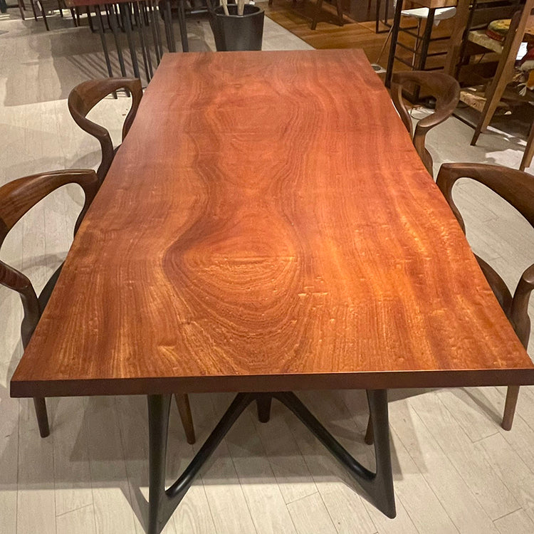一枚板　サペリ(杢)　388-1/2-8-2　(W180cm)
