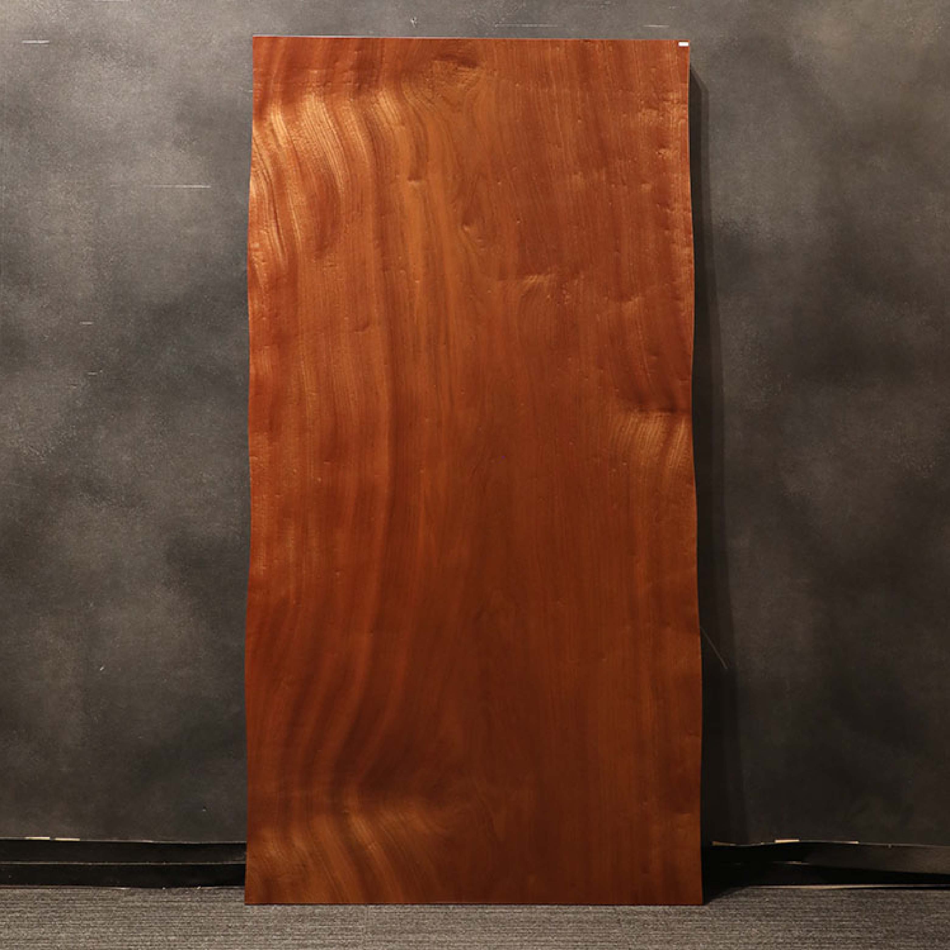一枚板　サペリ(杢)　388-1/2-13-1　(W180cm)
