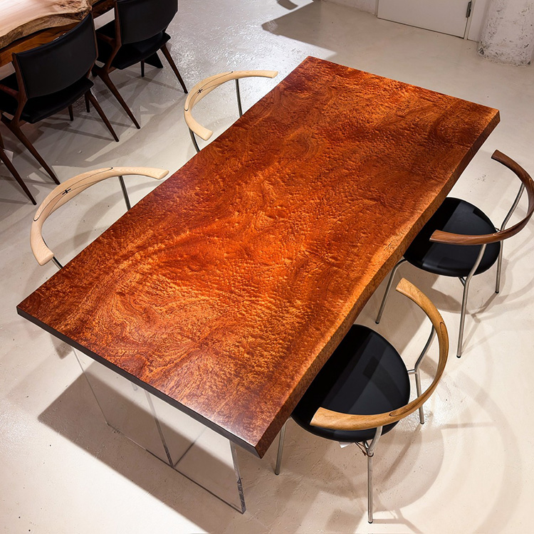 一枚板　サペリ(杢)　388-1/2-26-2　(W180cm)