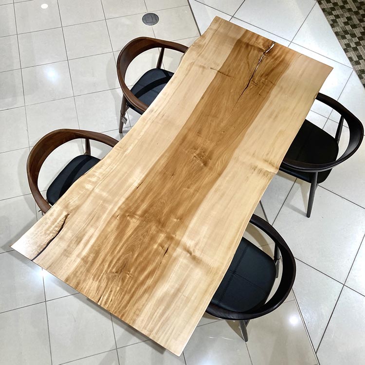 一枚板　トチ / 栃(杢)　1163-9　(W200cm)