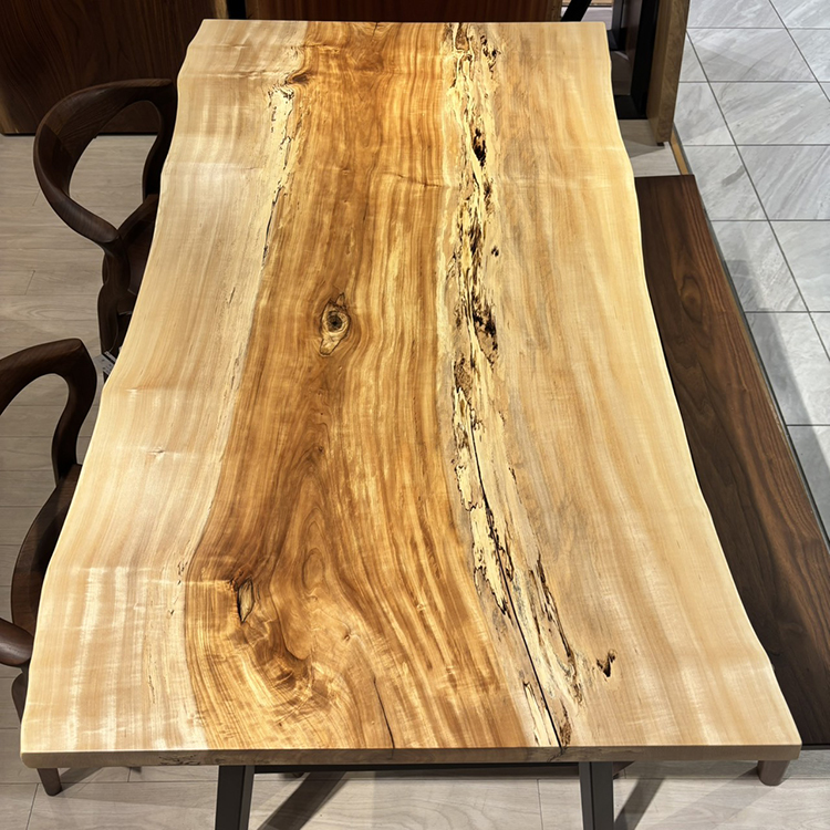 一枚板　トチ / 栃(杢)　K-HN-2204-926　(W160cm)