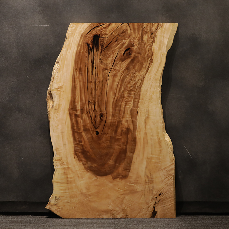 一枚板　トチ / 栃(杢)　32-2　(W150cm)