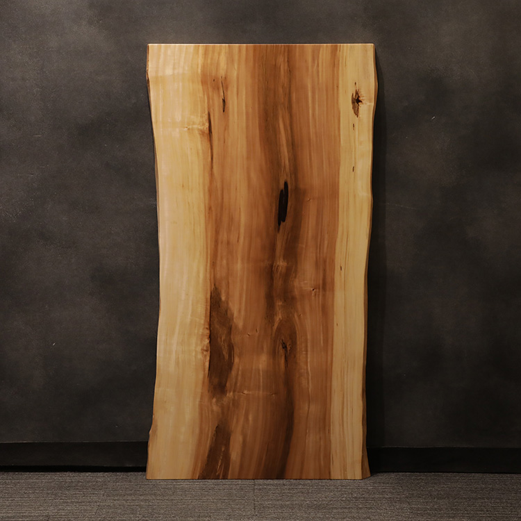 一枚板　トチ / 栃　67-4　(W150cm)