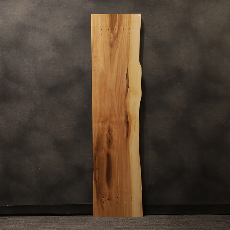 一枚板　トチ / 栃　67-17　(W190cm)