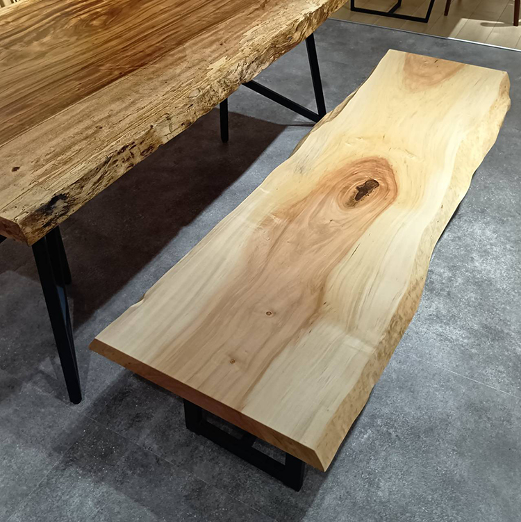 一枚板　トチ / 栃　67-18　(W170cm)