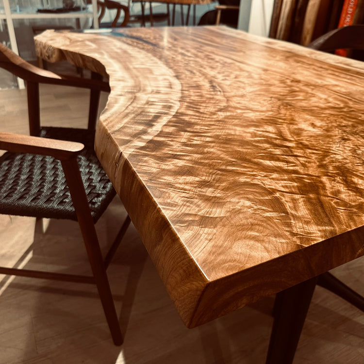 【SOLD OUT】一枚板　トチ / 栃(杢)　K-HN-2201-886　(W150cm)