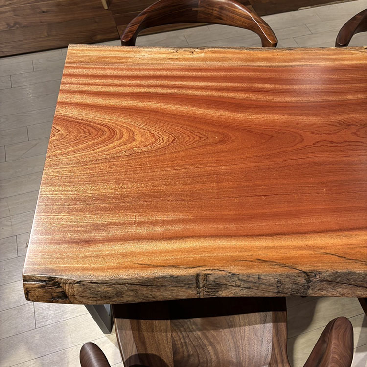 一枚板　サペリ　380-23-1　(W150cm)