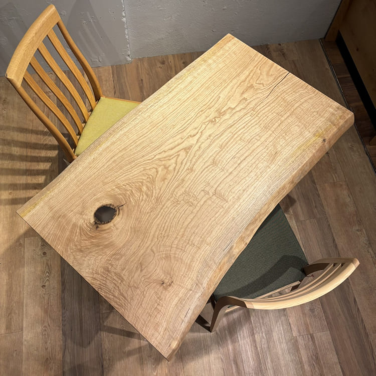 一枚板　シイ（椎）(杢)　K-HN-2205-238-1　(W120cm)