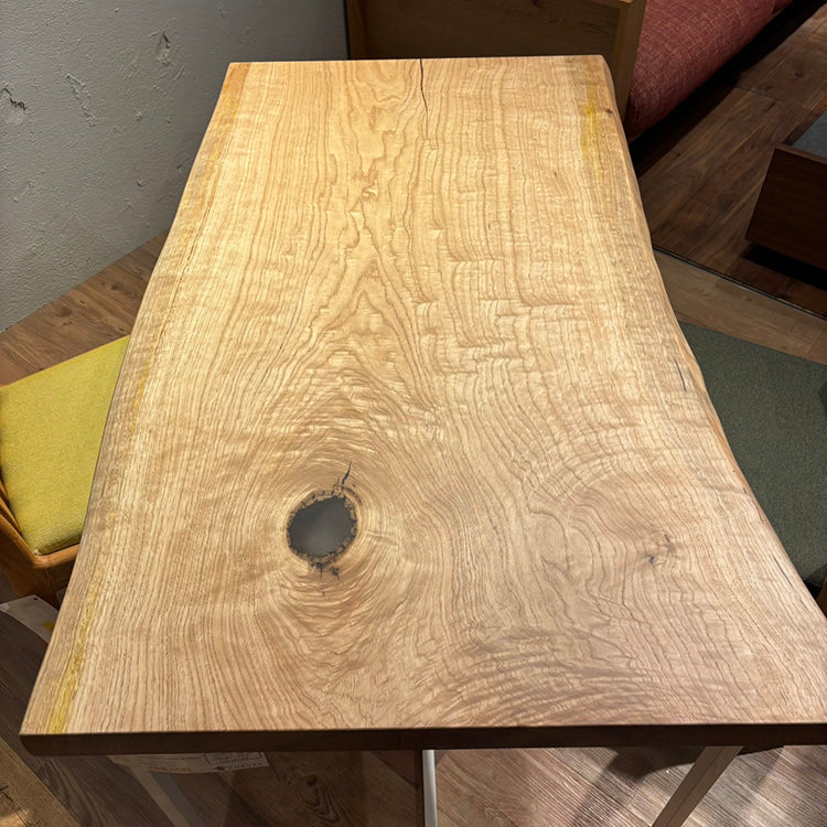 一枚板　シイ（椎）(杢)　K-HN-2205-238-1　(W120cm)