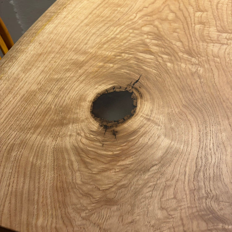 一枚板　シイ（椎）(杢)　K-HN-2205-238-1　(W120cm)