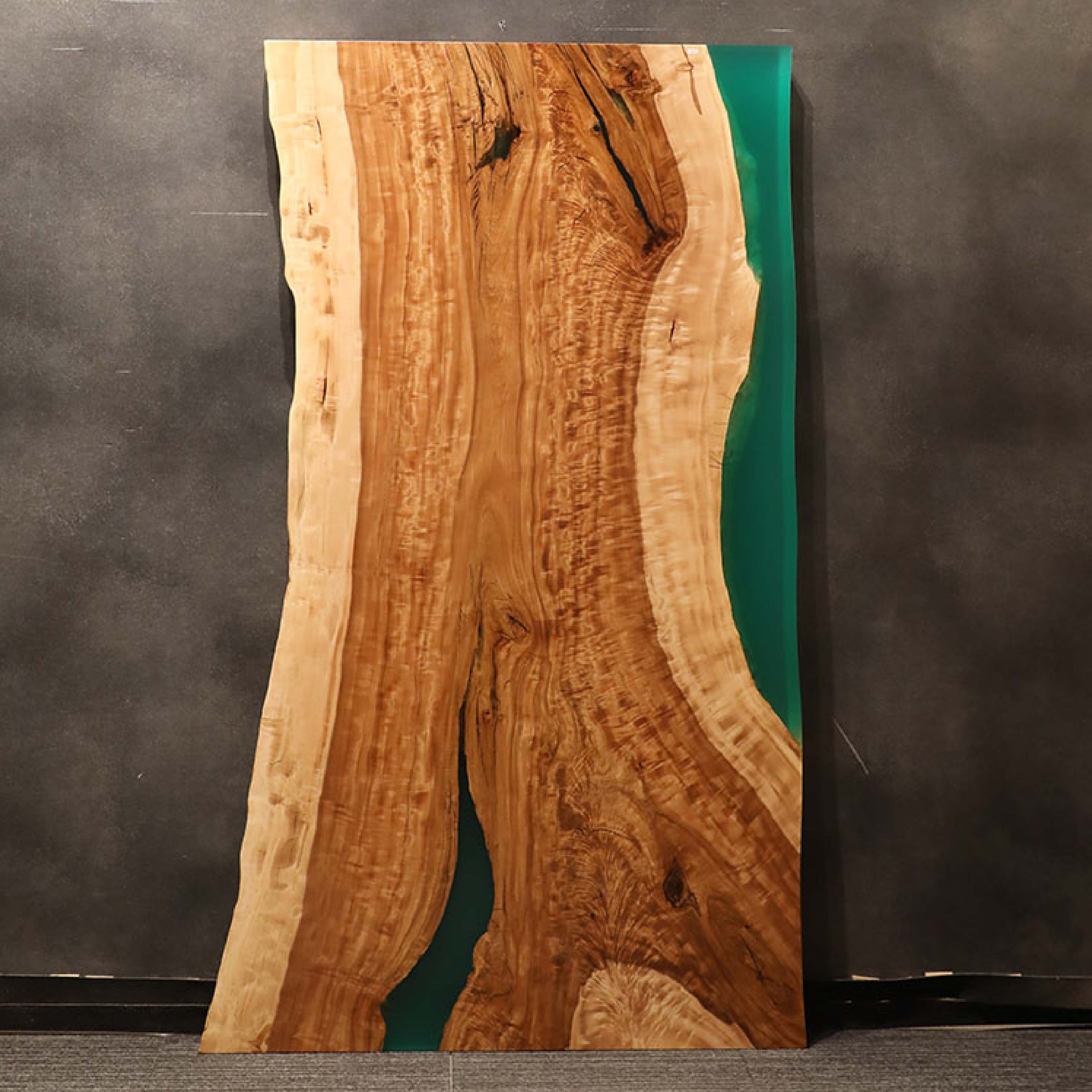 RESIN　トチ / 栃(杢)　K-HN-2201-875　(W180cm)