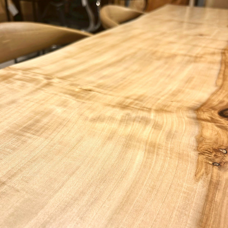 一枚板　トチ / 栃(杢)　K-HN-2205-912　(W180cm)