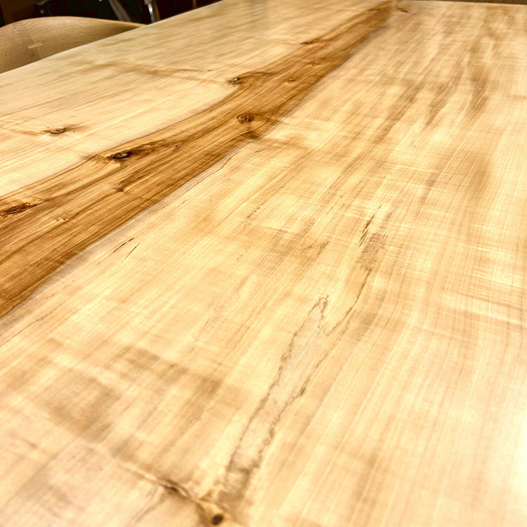 一枚板　トチ / 栃(杢)　K-HN-2205-912　(W180cm)